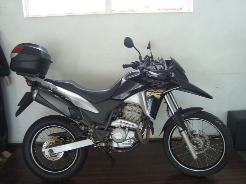 Xre Ano Preta Honda Em Piracicaba Mpb Motos Semi Novas