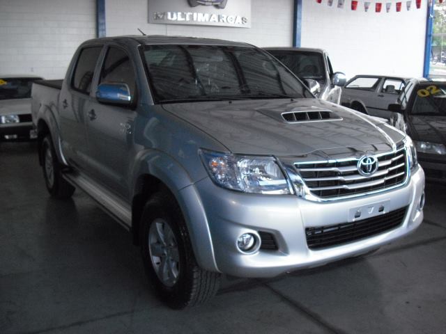 Hilux 3.0 Diesel turbo 4x4 completa 