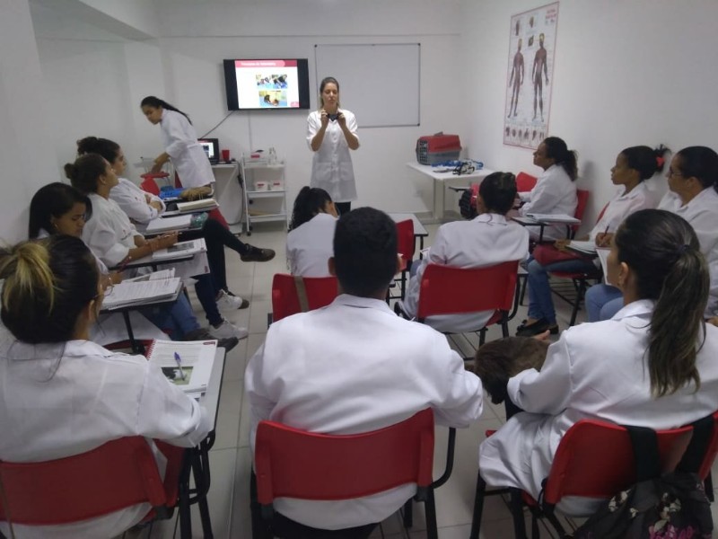 curso-de-auxiliar-de-veterinario-e-pet-shop