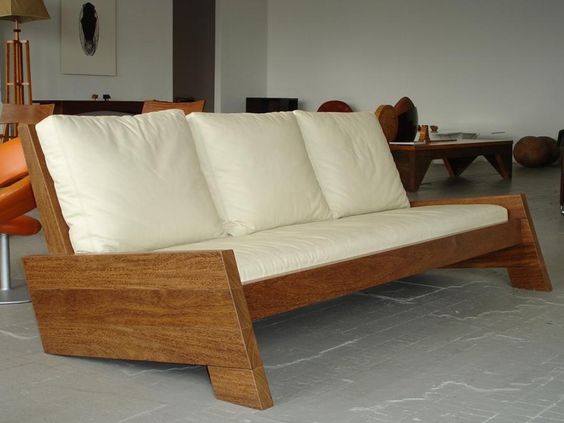 Sofá de madeira maciça em Piracicaba | ROM Móveis Rústicos - Boca Santa  Ofertas
