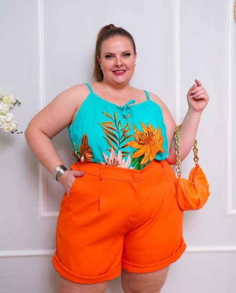 colecao-verao-moda-plus-size-blusa-estampada-moda-social-casual-plus-size-piracicaba