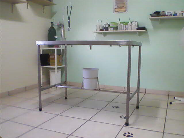 mesa-veterinaria-de-atendimento-em-inox-botucatu-americana-campinas